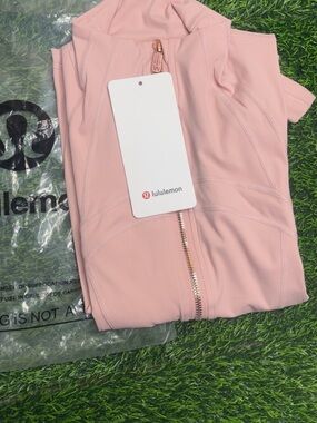 lululemon athletica Blush Pink Define Jacket with Rose Gold Zipper